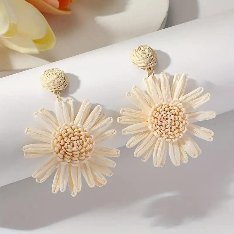 Hand-woven Raffia Sun Flower Dangle Earrings